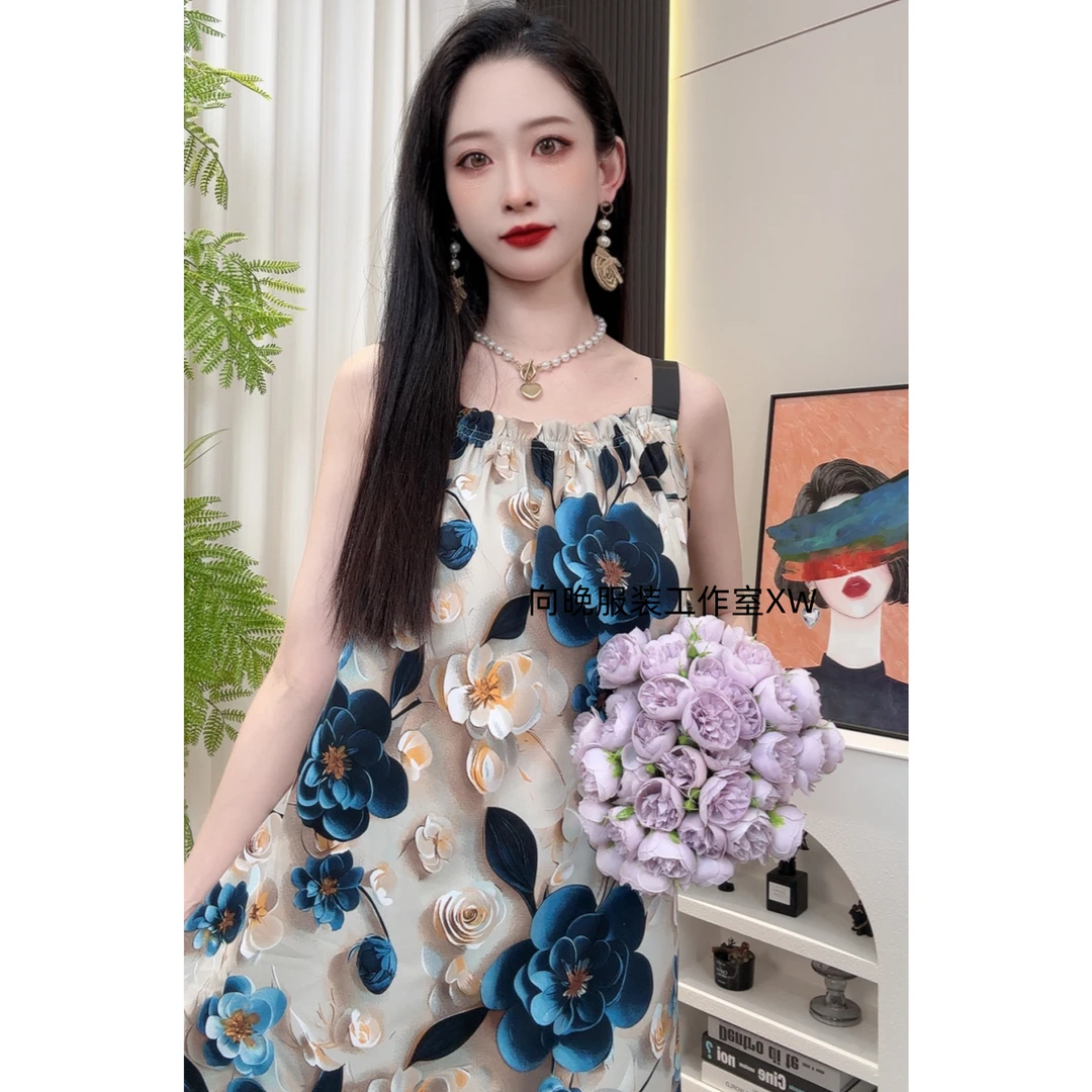 【幽蓝花】旅游度假风立体印花吊带连衣裙无袖长裙女夏季新款气质