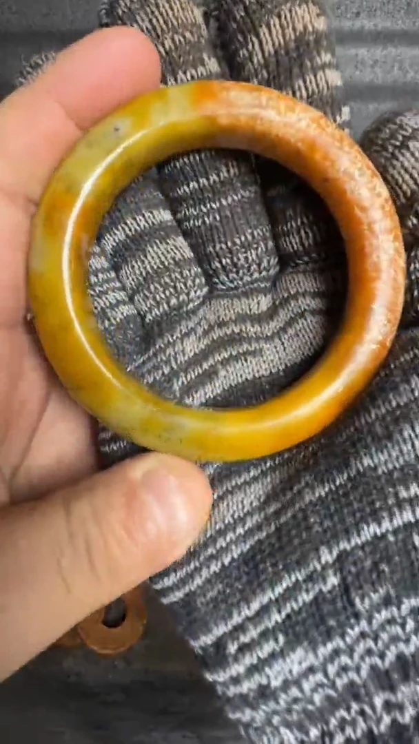 未镶嵌和田玉挂件和田玉挂件