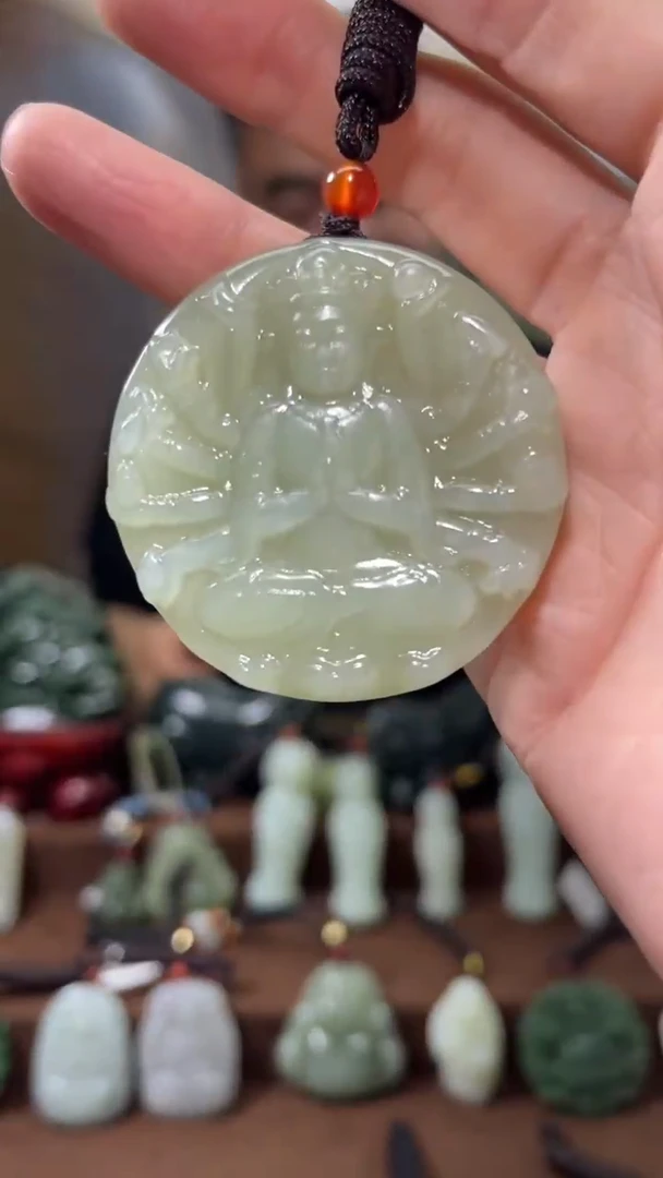 颈饰未镶嵌和田玉·