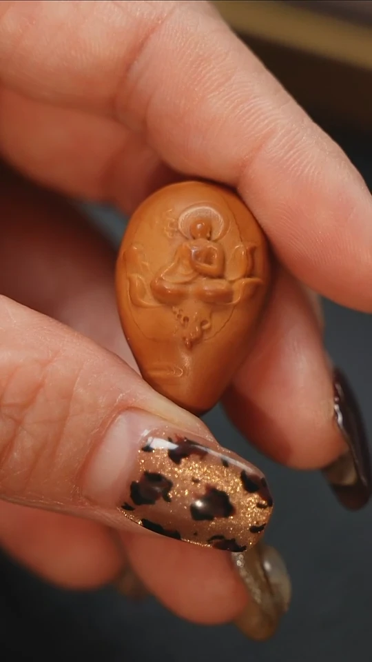 【闪购商品】橄榄核吊坠 梦梦精品核雕