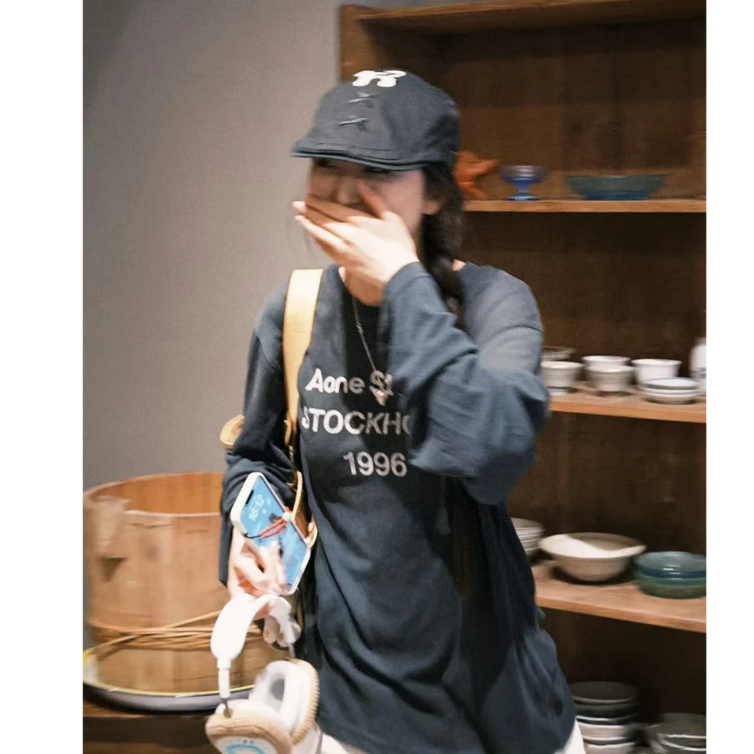 综合六色拍这个！水洗做旧扎染磨破长袖t桖男女同款宽松圆领