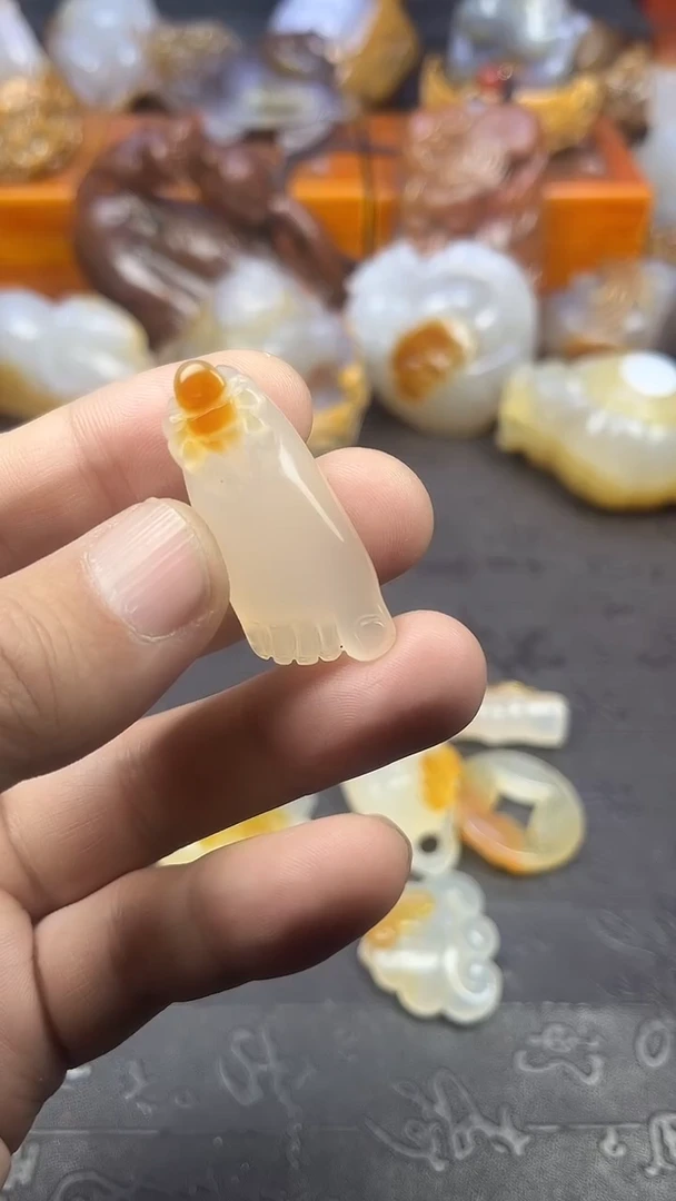 【闪购商品】玛瑙/玉髓吊坠未镶嵌1