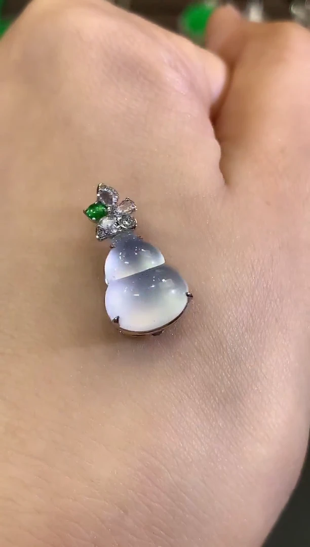 吊坠(不含链)18K金镶嵌翡翠B122