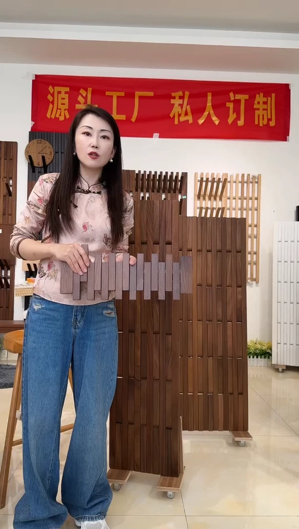 木（非红木类）单排艺术衣架