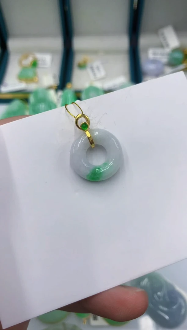 未镶嵌挂件翡翠缅甸翡翠A货