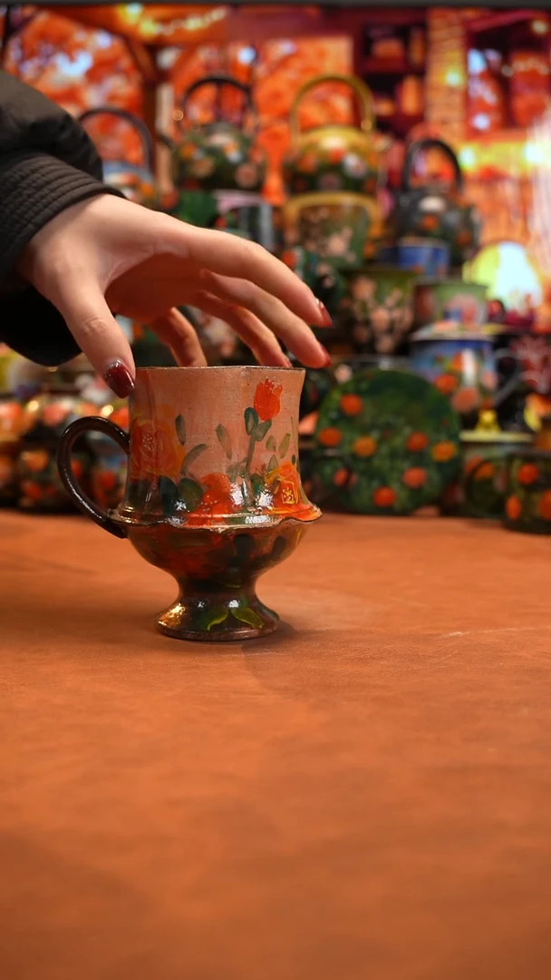 油画    釉下彩   杯子