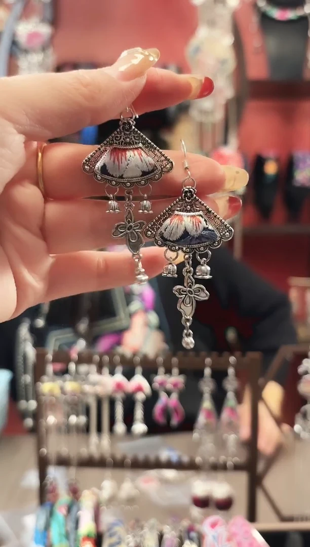 织绣织绣民族风非遗老绣饰品25