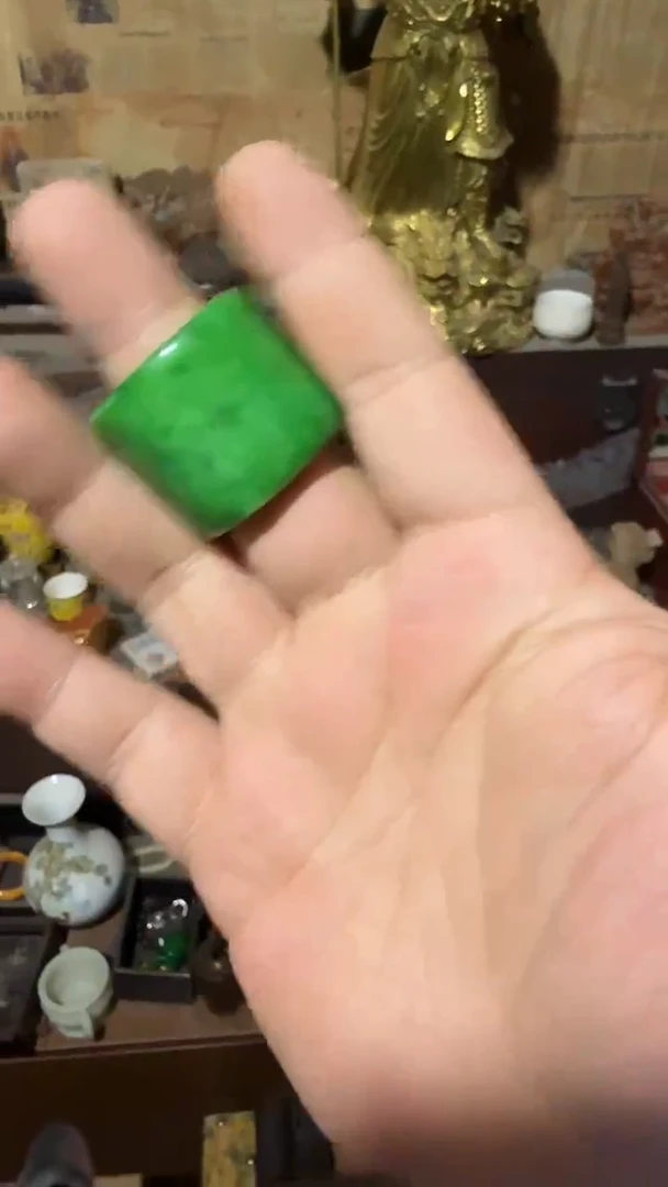 木闪电购链接精品摆件半只