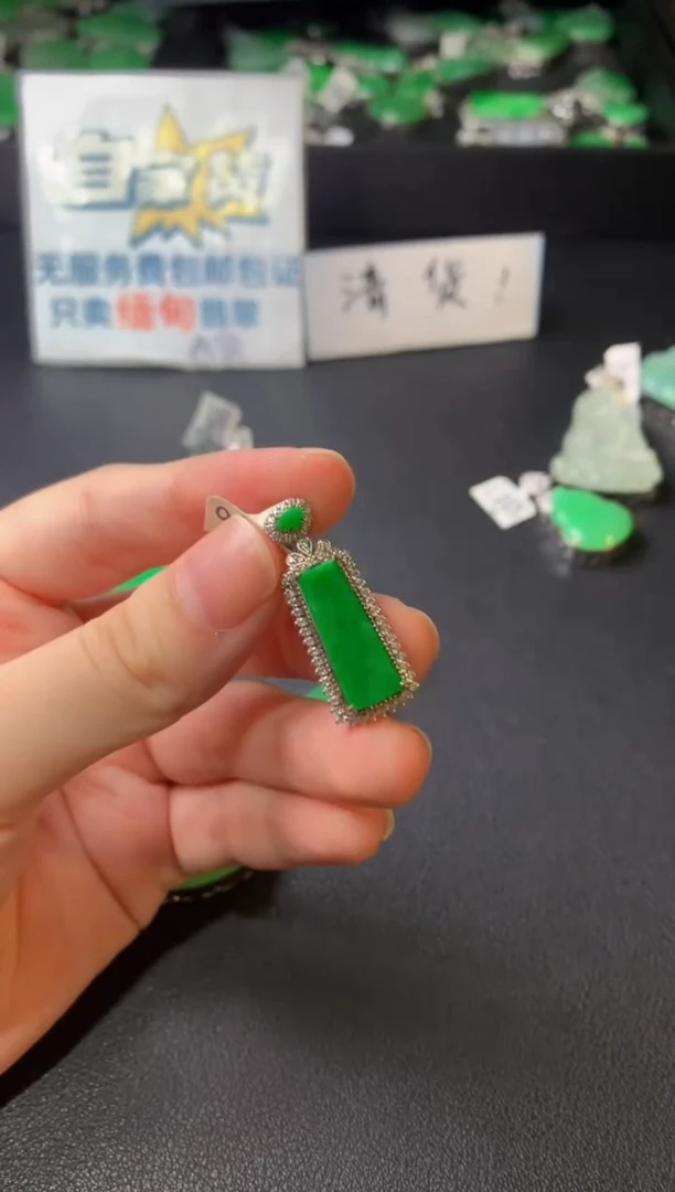 颈饰银S925镶嵌翡翠翡翠1