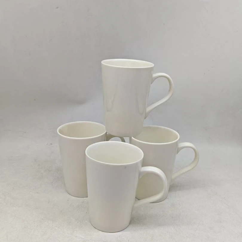 7188（口径7.5 高10）陶瓷水杯马克杯B350