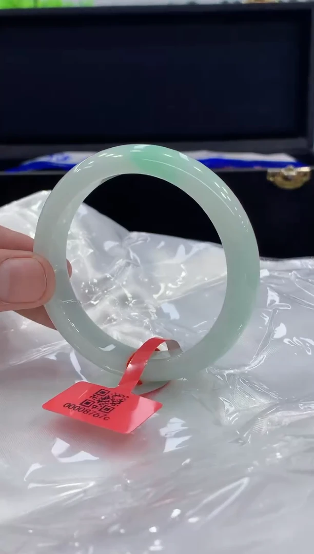 未镶嵌手镯翡翠翡翠手镯