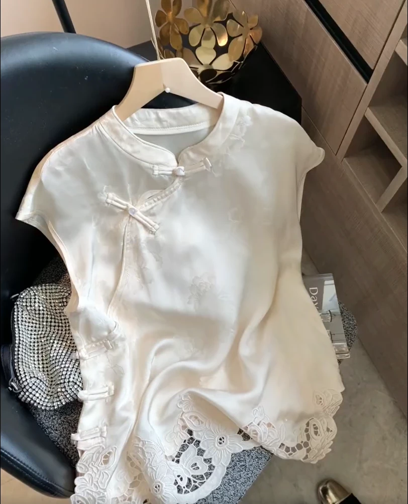 2025年复古新中式立领刺绣斜襟盘扣无袖衬衫女清冷感夏季气质上衣