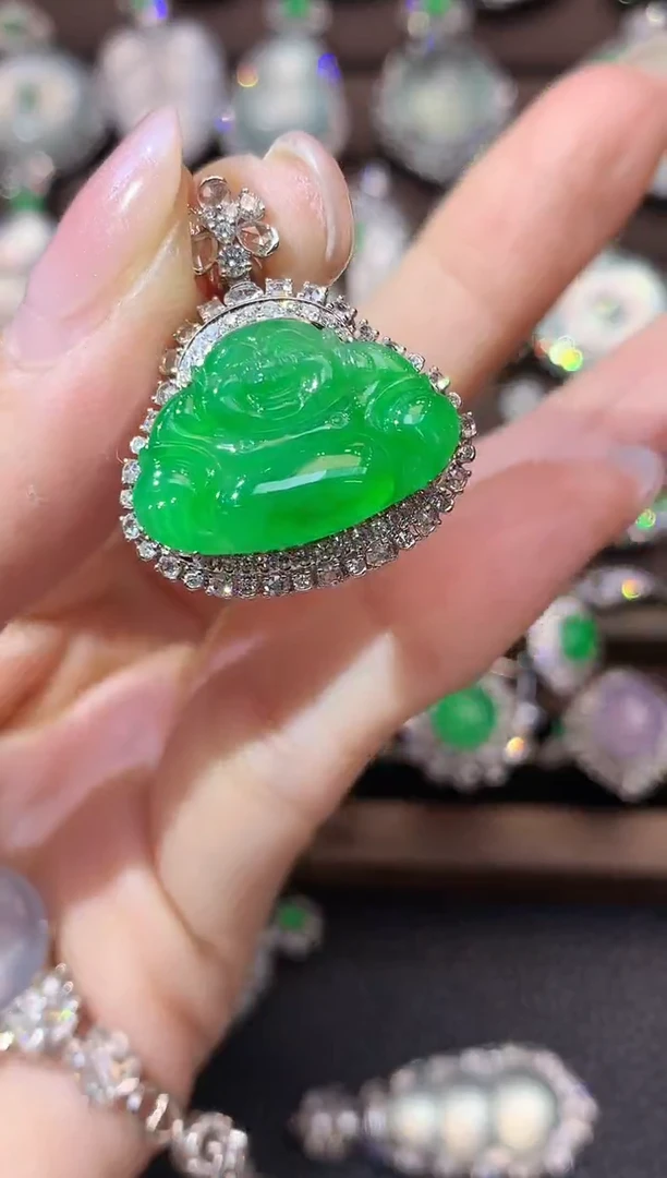 吊坠(不含链)18K金镶嵌翡翠C27