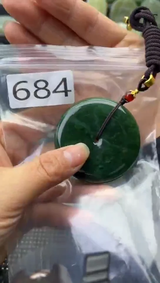 未镶嵌和田玉珠宝半成品扣子