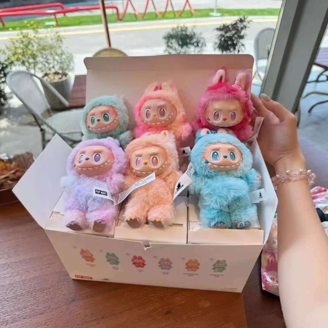 1三代搪胶毛绒公仔马卡龙款式潮玩挂件