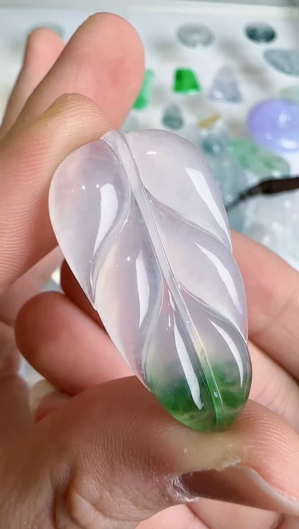 【闪购商品】翡翠吊坠(不含链)未镶嵌···