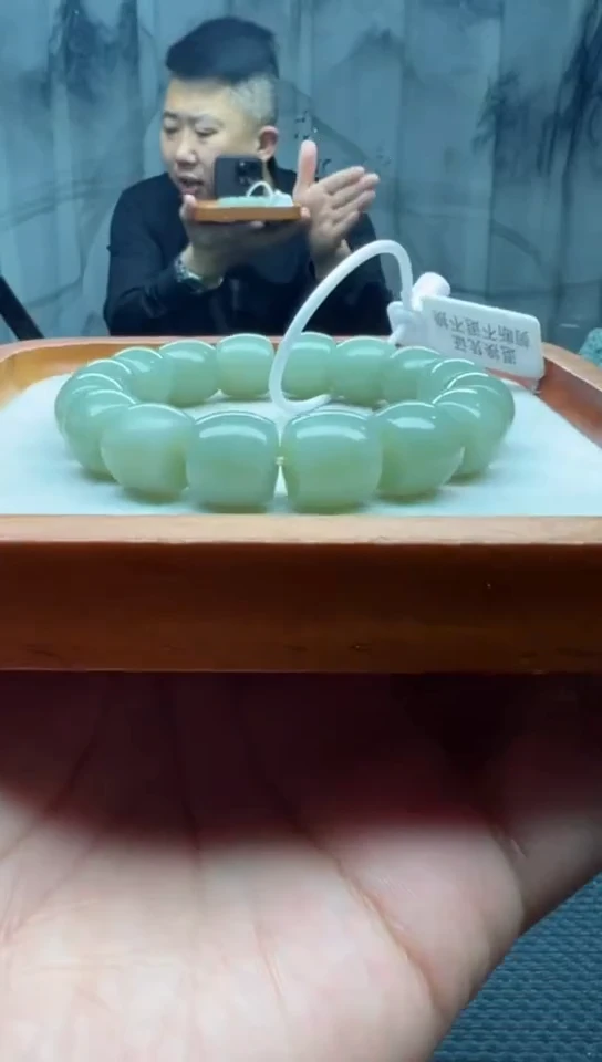 未镶嵌手串和田玉且末清白直切卡14纯天然拍一发一