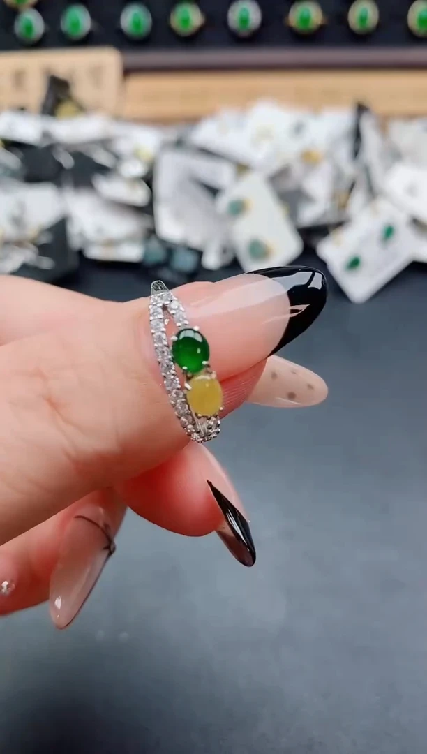 银S925镶嵌戒指翡翠1