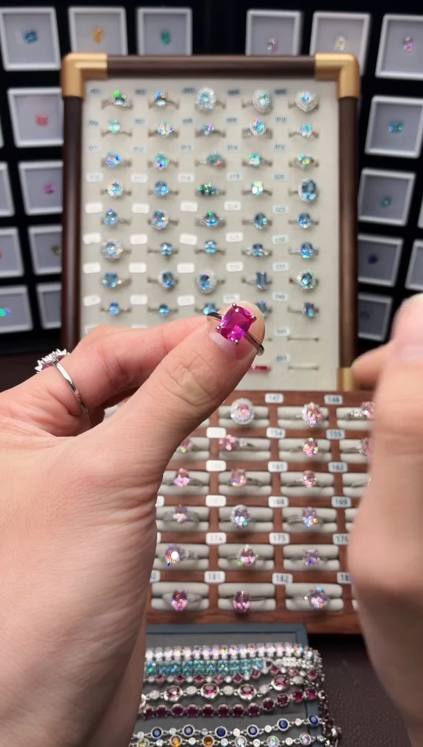 戒指彩色蓝宝石银S925镶嵌1888