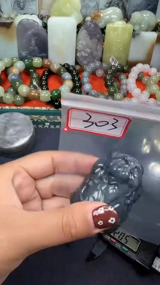 颈饰未镶嵌和田玉和田玉