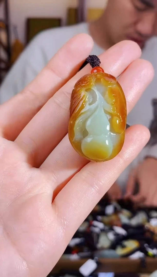 【闪购商品】和田玉颈饰未镶嵌1