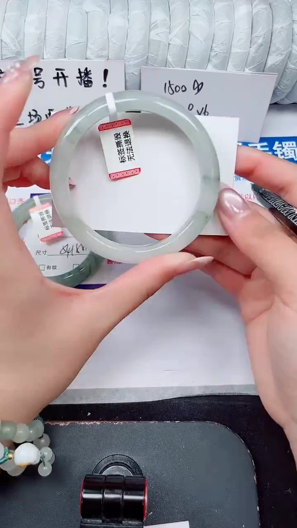 未镶嵌手镯石英质玉302-59/60