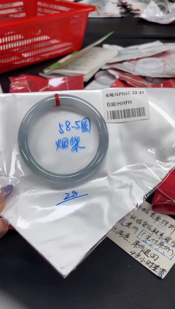 未镶嵌手镯翡翠翡翠手镯