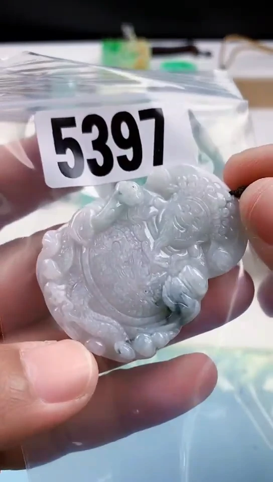 【闪购商品】翡翠挂件未镶嵌天然翡翠吊坠挂件