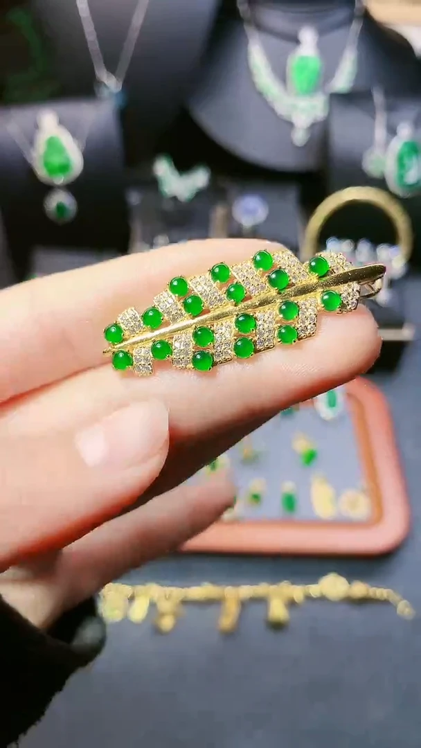 【闪购商品】翡翠耳饰银S925镶嵌发夹