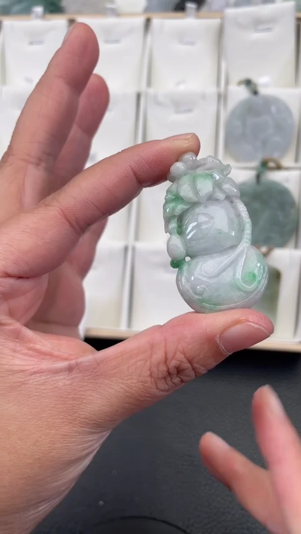 颈饰未镶嵌翡翠天然缅甸翡翠A货374