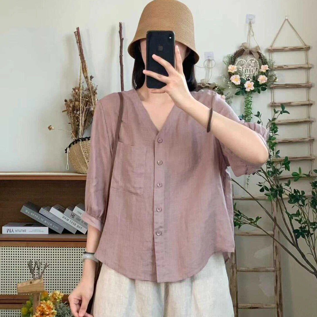 夏季新款显瘦衬衣文艺宽松衬衫通勤休闲百搭v领七分袖防晒上衣女