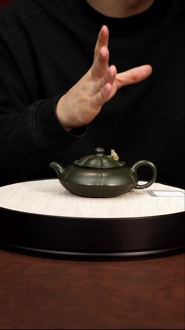 茶壶紫砂宜兴紫砂 青蛙莲子壶绿泥
