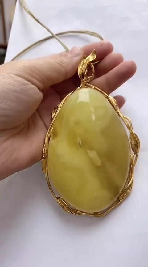 【闪购商品】琥珀裸石银S925镶嵌蜜蜡吊坠