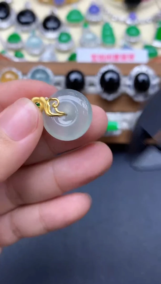 颈饰18K金镶嵌翡翠117-中国好珍宝