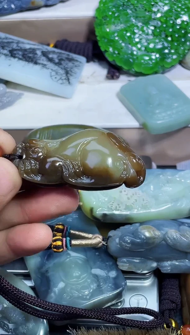 颈饰未镶嵌和田玉泓*2