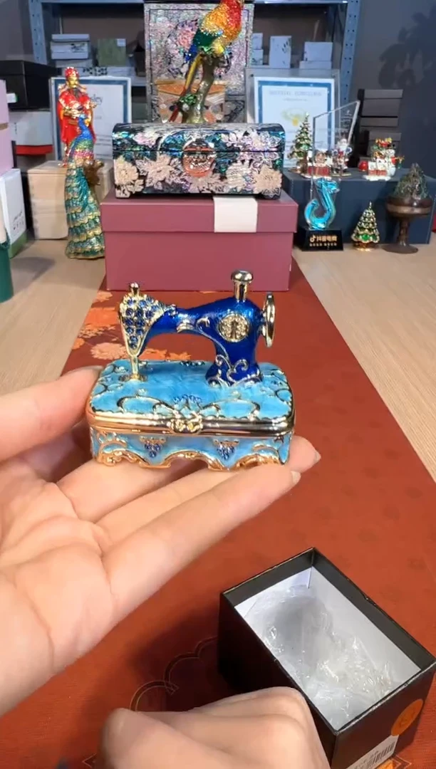 【闪购商品】杯258蓝色缝纫机