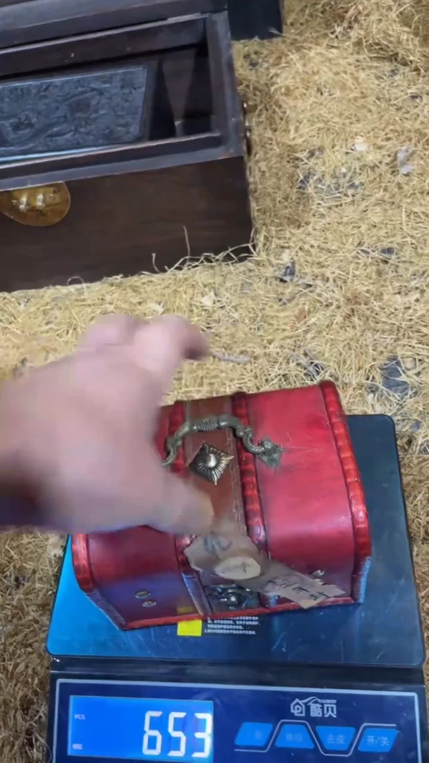 木闪购链接木（佳佳甄选）大红木盒