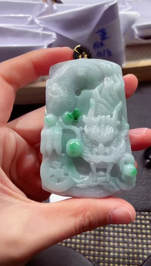 颈饰未镶嵌翡翠000111