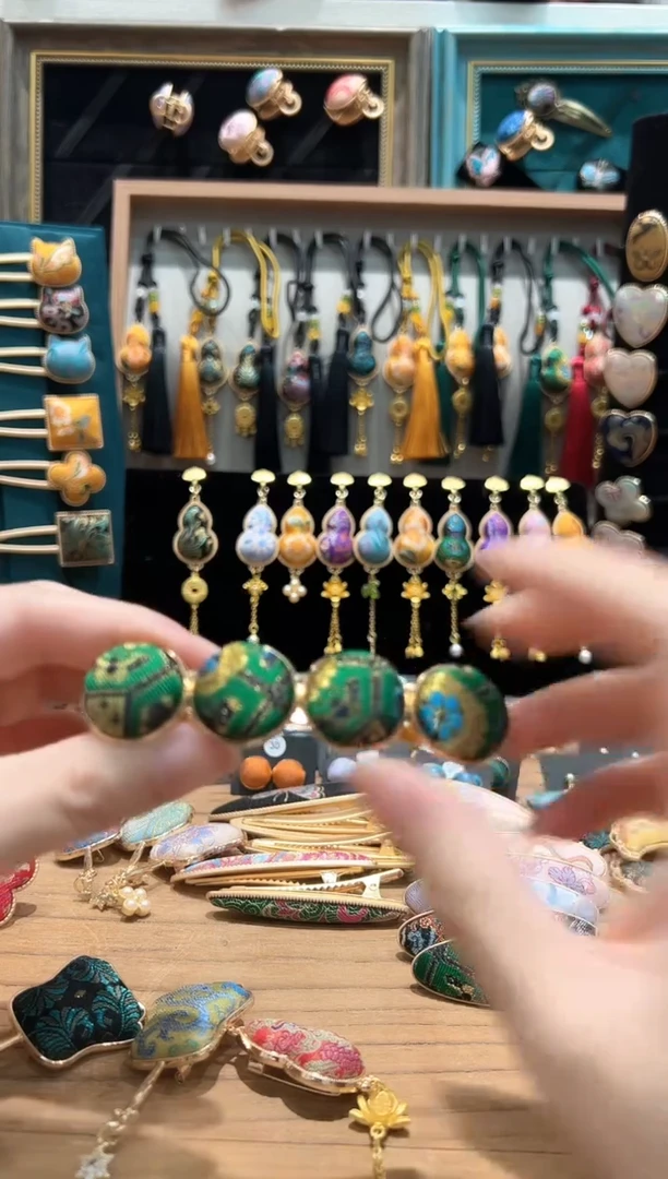 【闪购商品】【孤品车3.3】四个豆豆绿四达弹簧夹