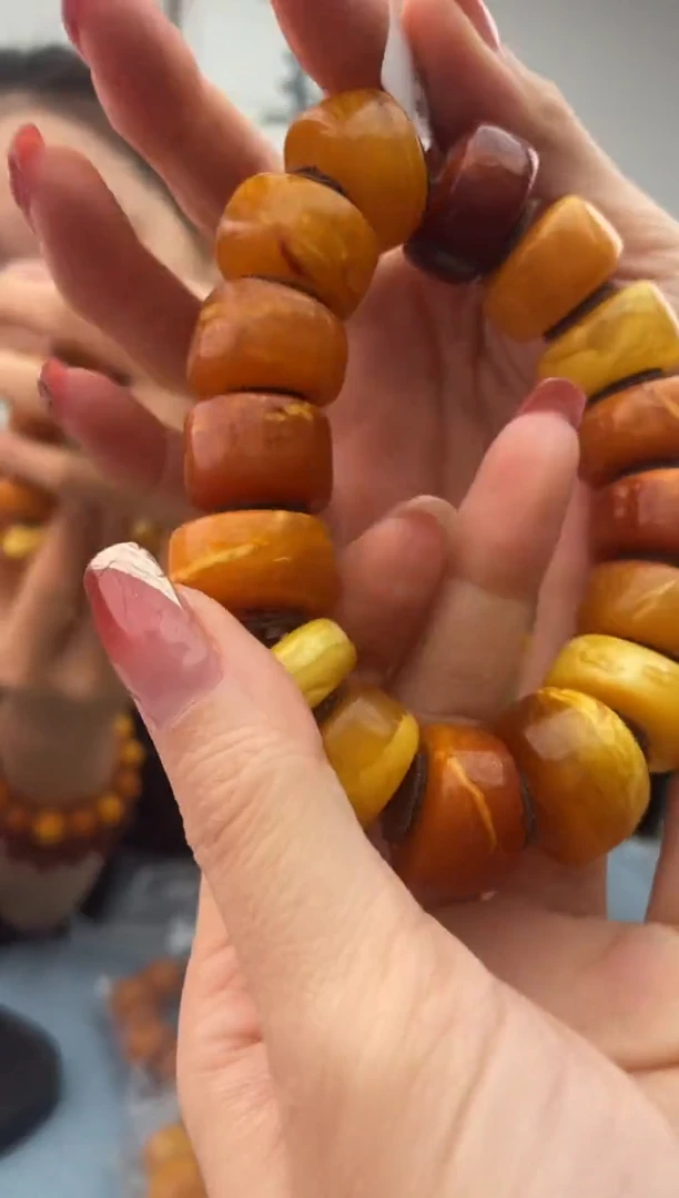 【闪购商品】蜜蜡珠宝奇石未镶嵌微瑕，假一罚十064.21