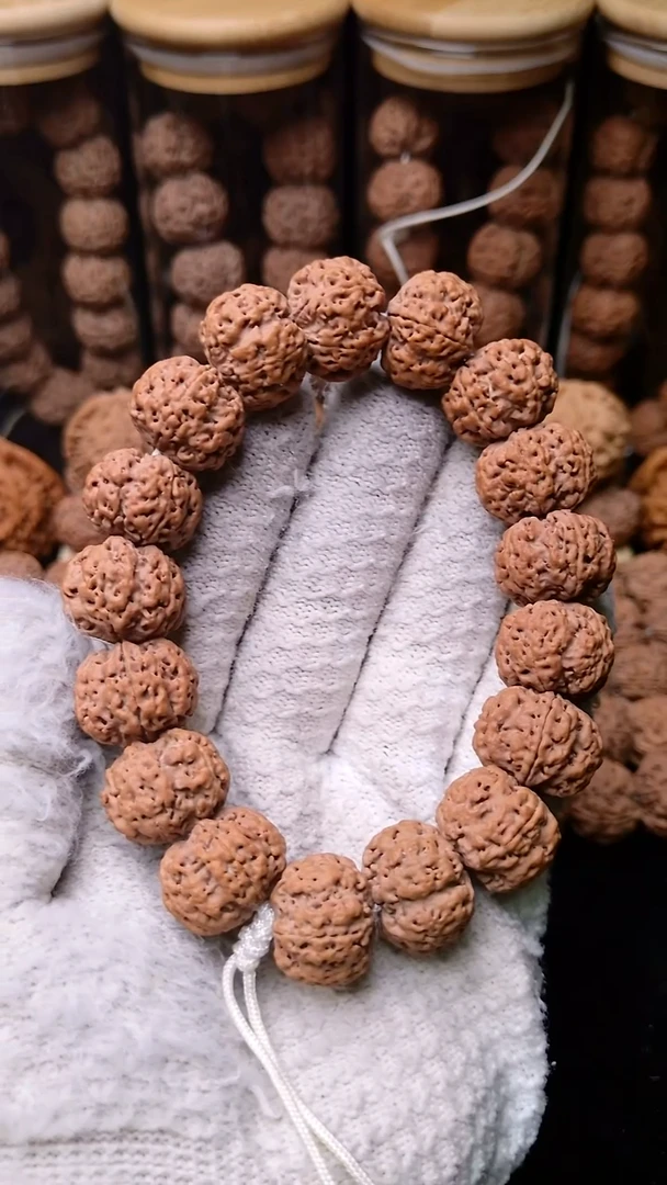 手串金刚菩提03红皮梅花  20