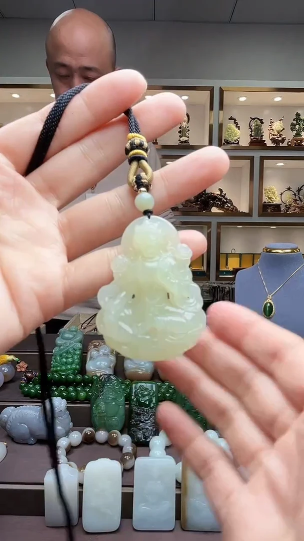 【闪购商品】和田玉颈饰未镶嵌苏