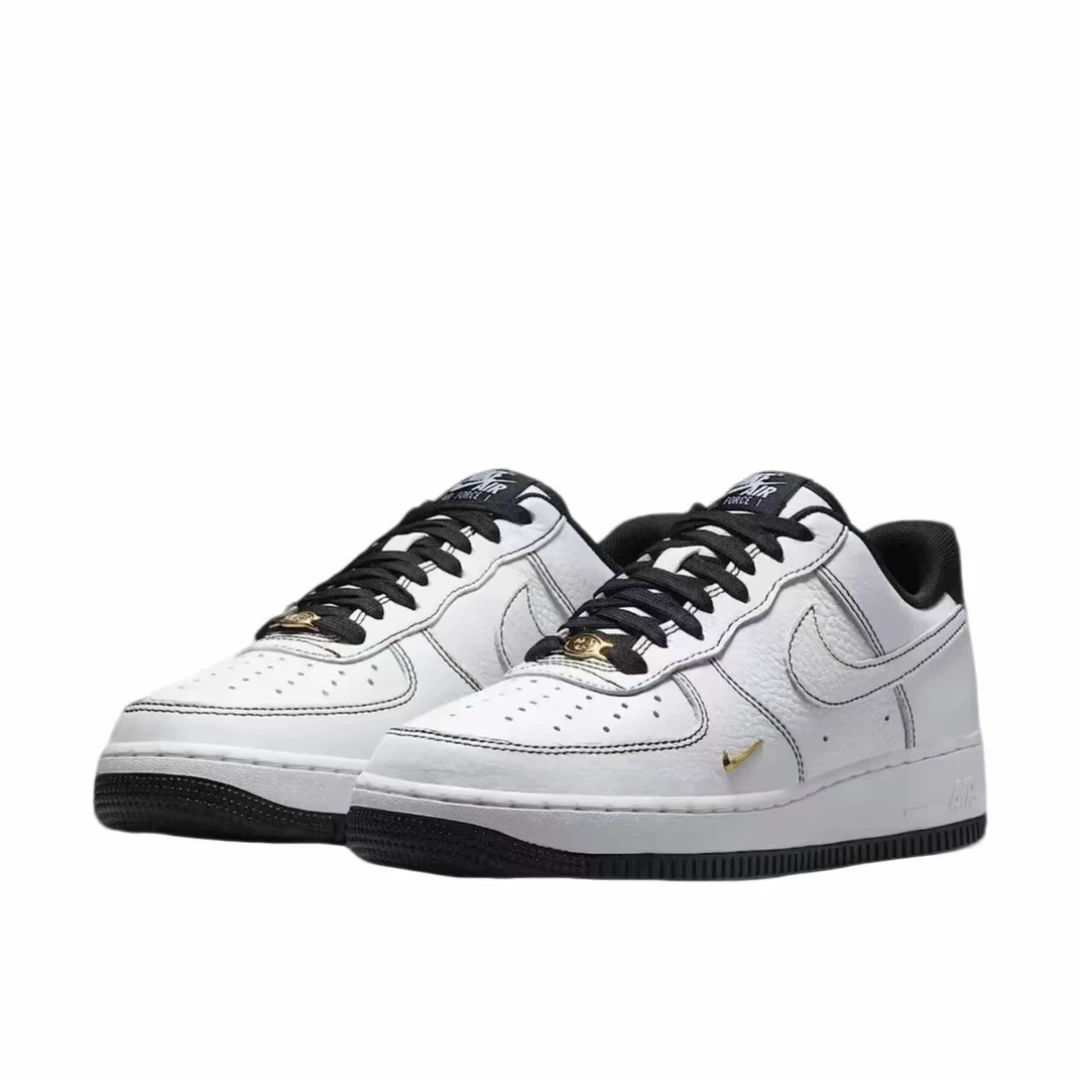 NIKE/耐克【宝鸡银泰NK专享】女子黑白小金钩空军一号板鞋IB6543101