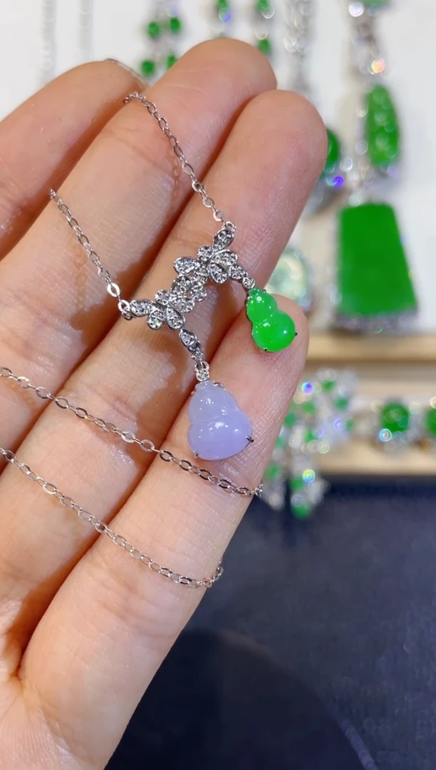 颈饰18K金镶嵌翡翠团购2