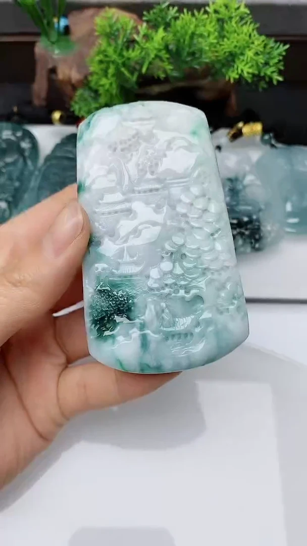 【闪购商品】翡翠颈饰未镶嵌