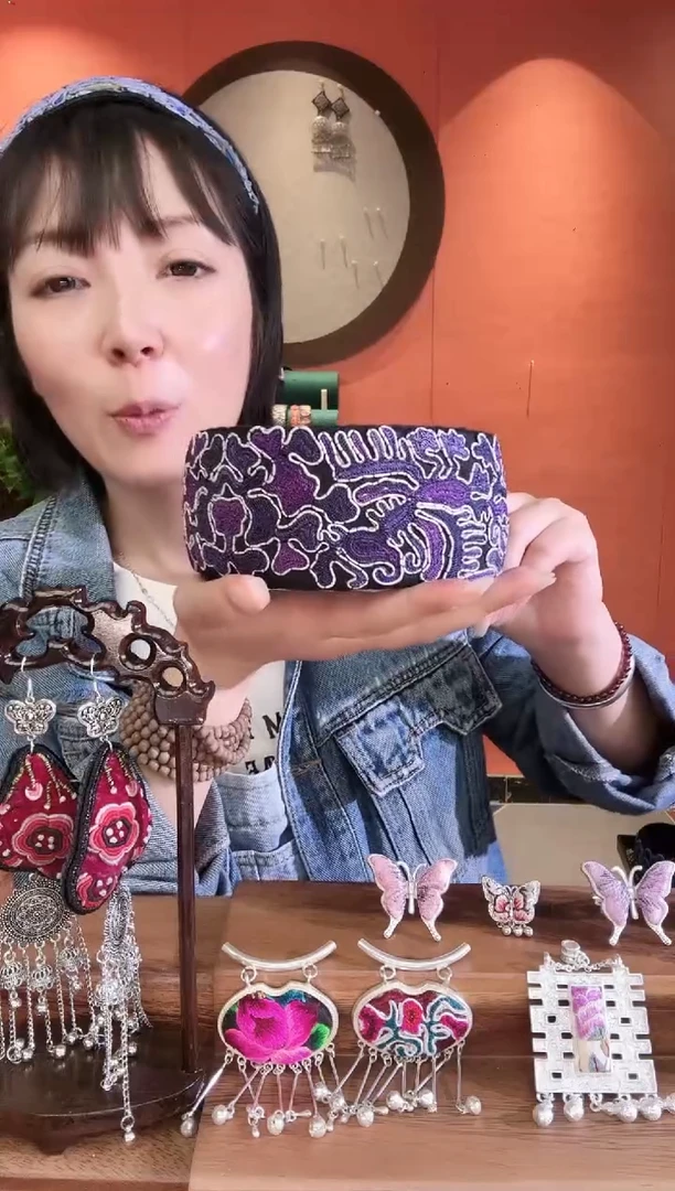 非遗苗绣刺绣首饰87