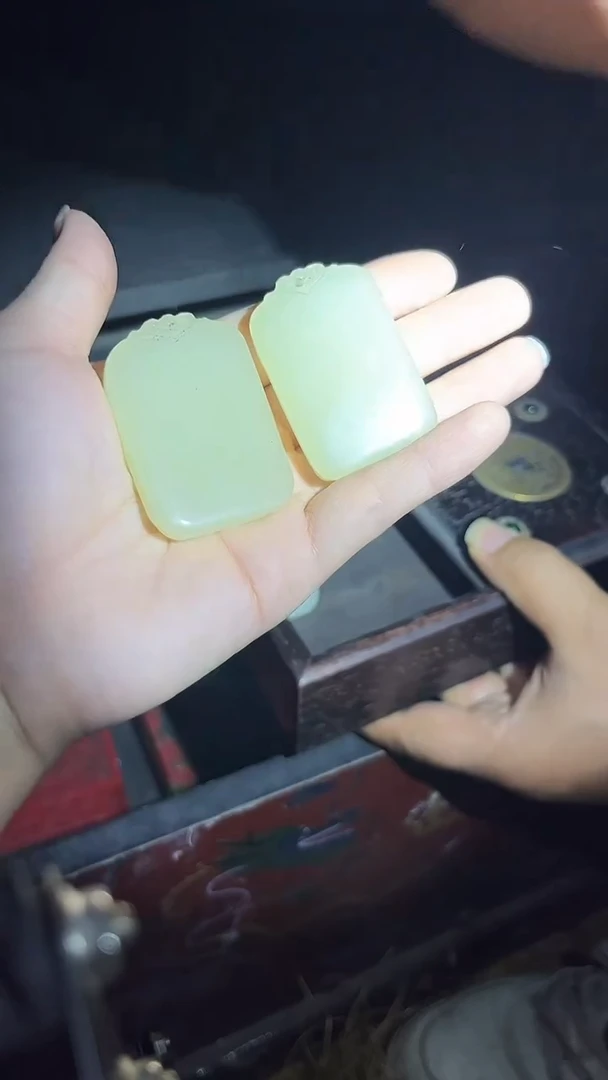 和田玉未镶嵌挂件和田玉无事牌.1个