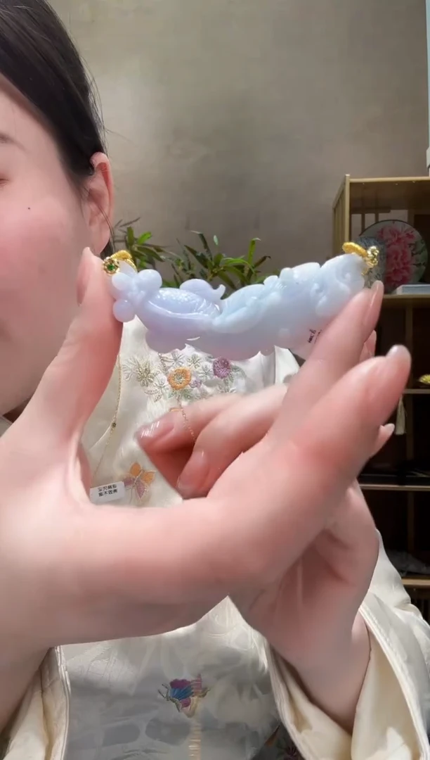 【闪购商品】翡翠颈饰未镶嵌吊坠