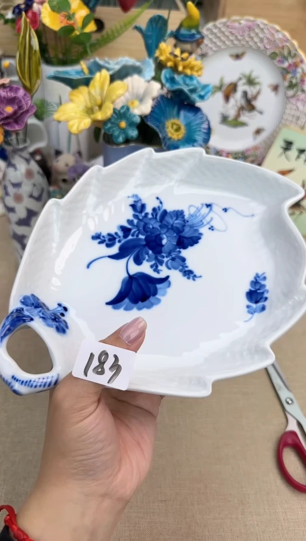 瓷片泡泡家的瓷器真好看