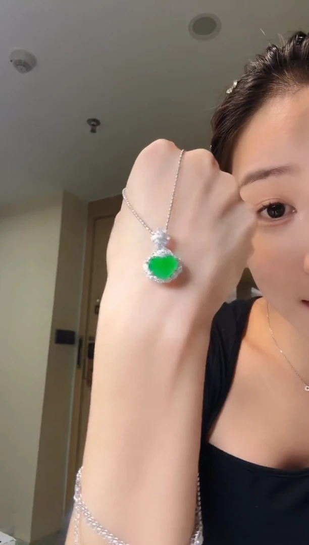 吊坠(不含链)银S925镶嵌翡翠天然翡翠吊坠